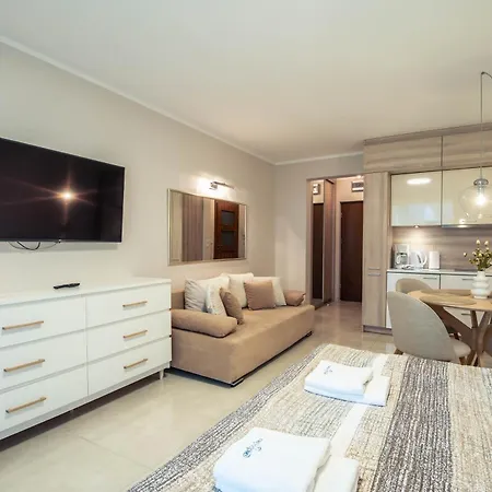 Zdrojowa 18 Z Ogródkiem - Na Wyspie *