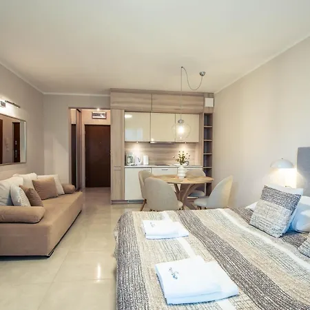 Zdrojowa 18 Z Ogródkiem - Na Wyspie