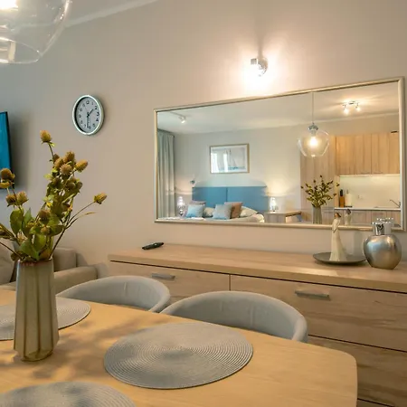 Zdrojowa 18 Z Ogródkiem - Na Wyspie *