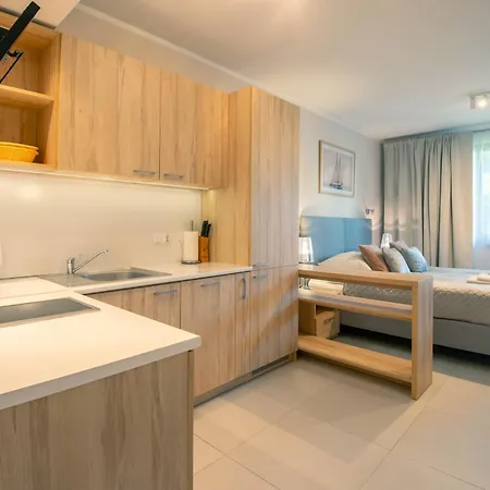 Zdrojowa 18 Z Ogródkiem - Na Wyspie * Świnoujście